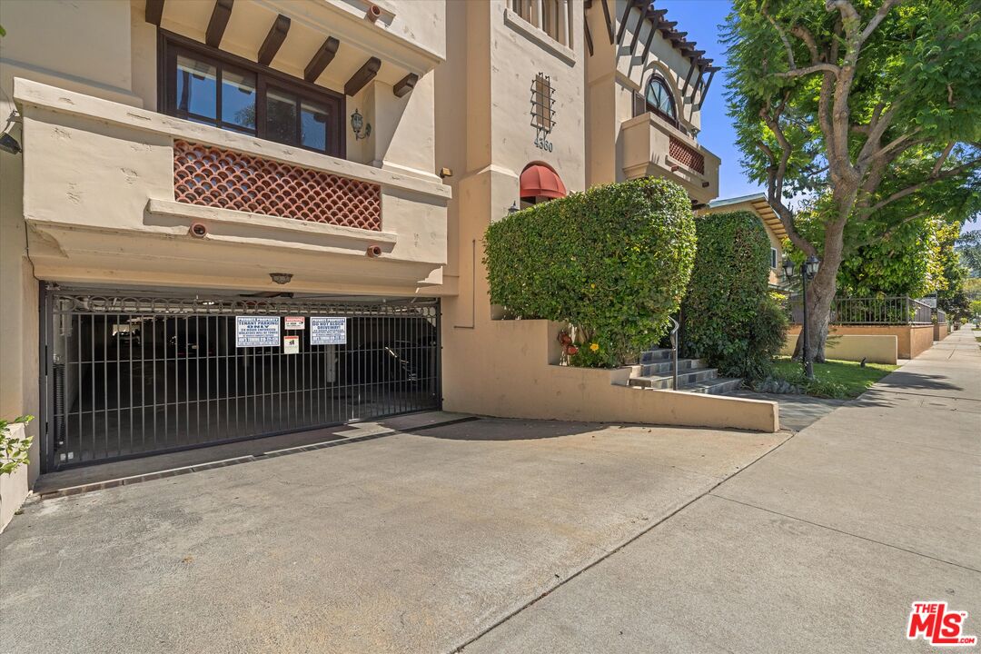 4360 Ventura Canyon Ave Unit: 7