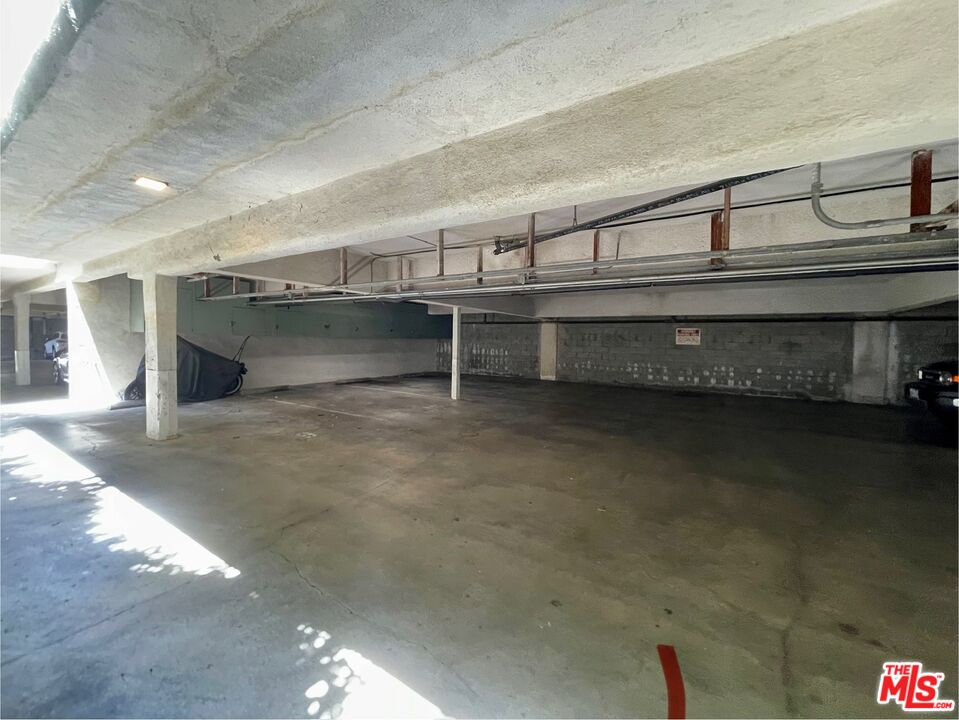 1218 Mcclellan Dr Unit: 201