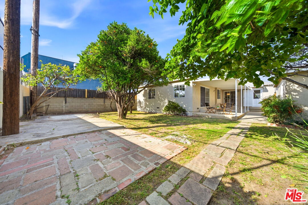 3815 Lyceum Ave