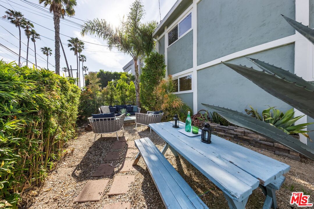 643 Pacific St Unit: 1