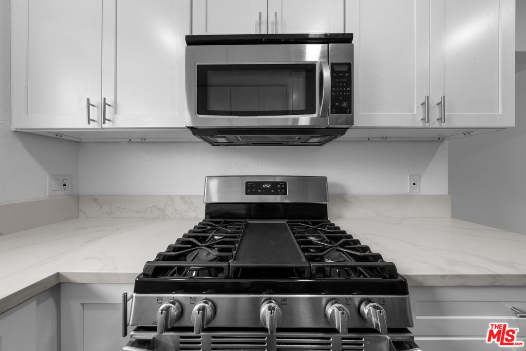643 Pacific St Unit: 2