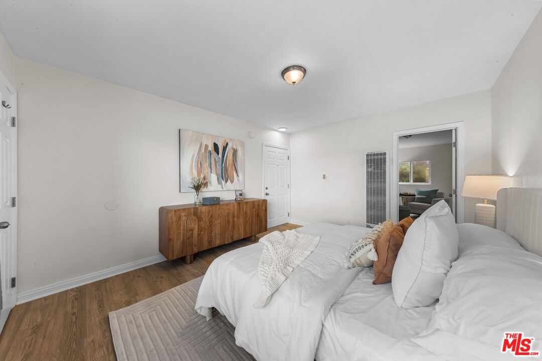 643 Pacific St Unit: 3