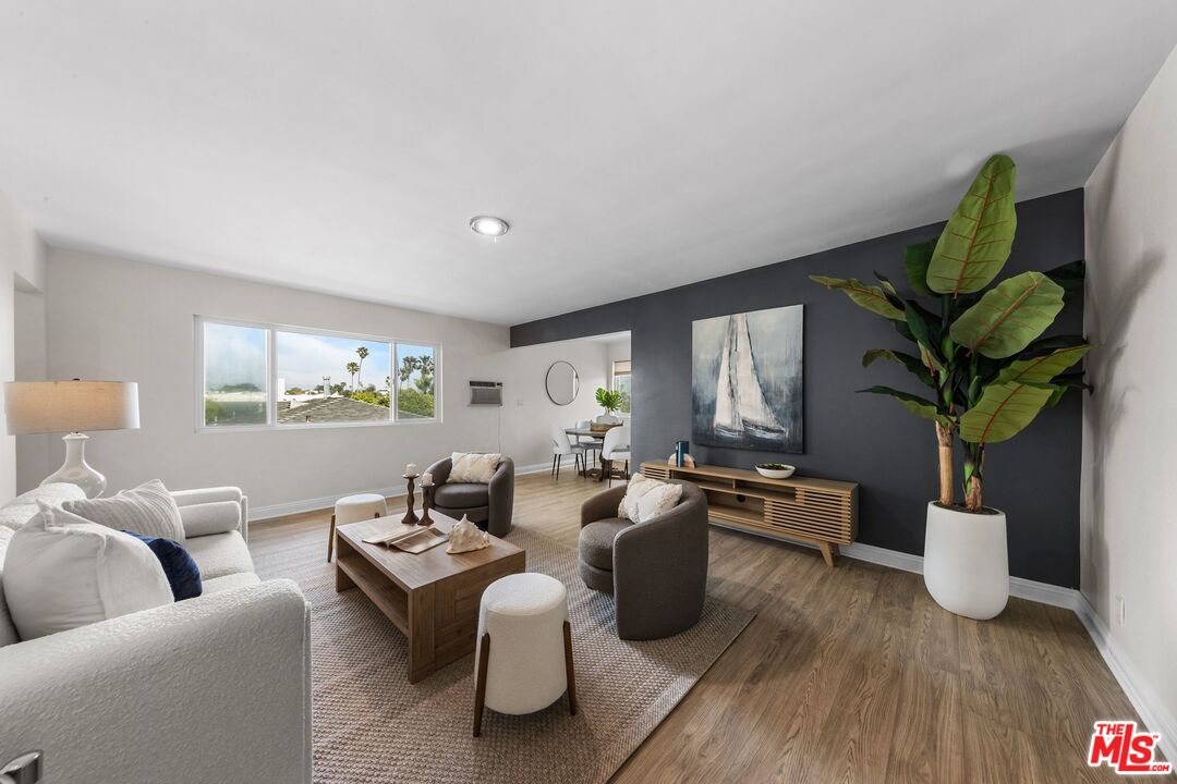 643 Pacific St Unit: 3