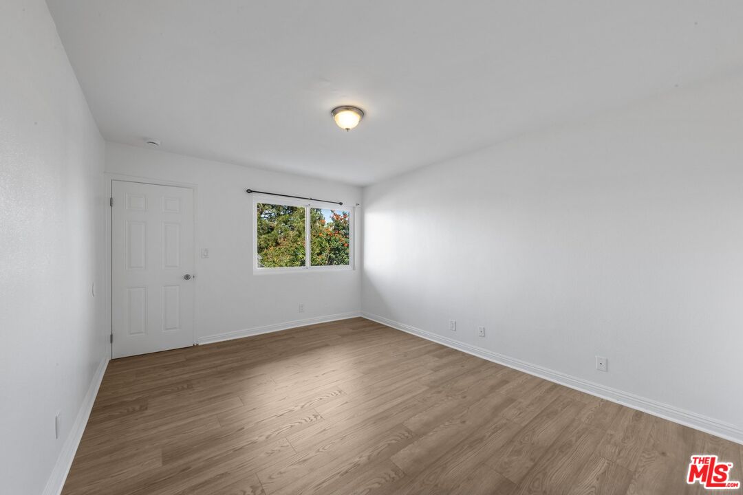 643 Pacific St Unit: 4