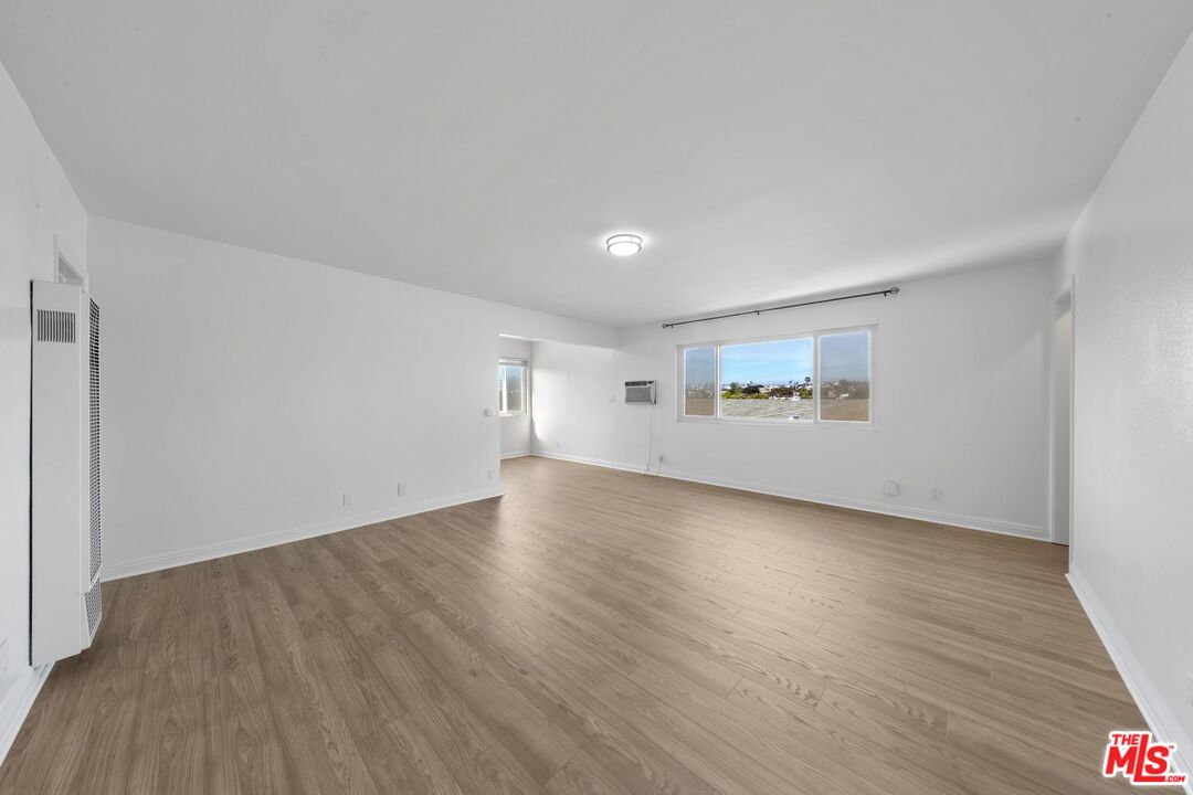 643 Pacific St Unit: 4