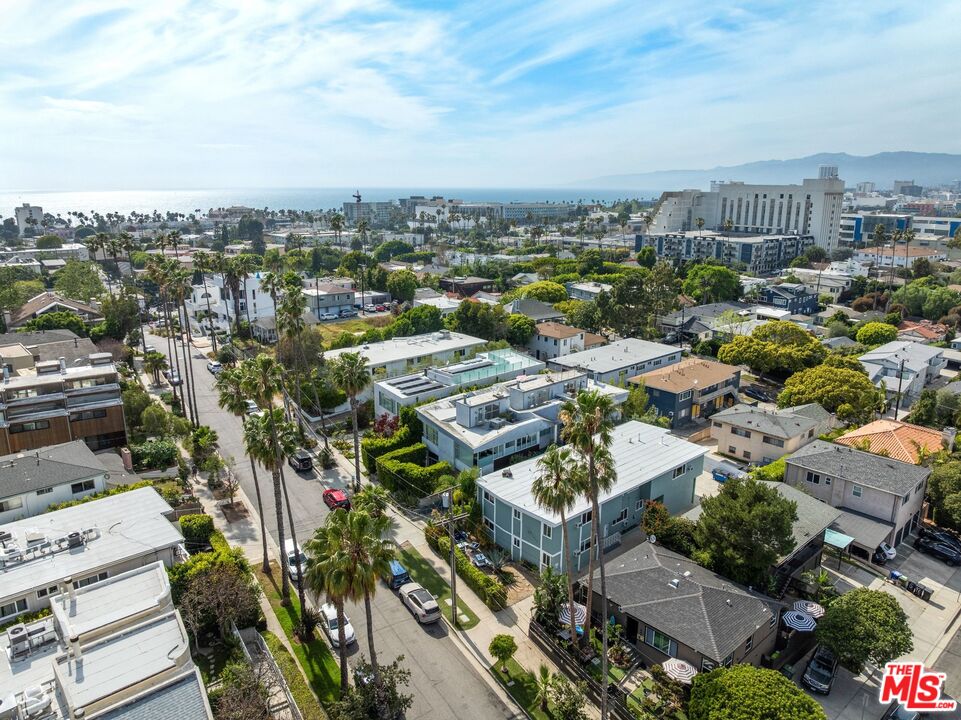 643 Pacific St Unit: 4