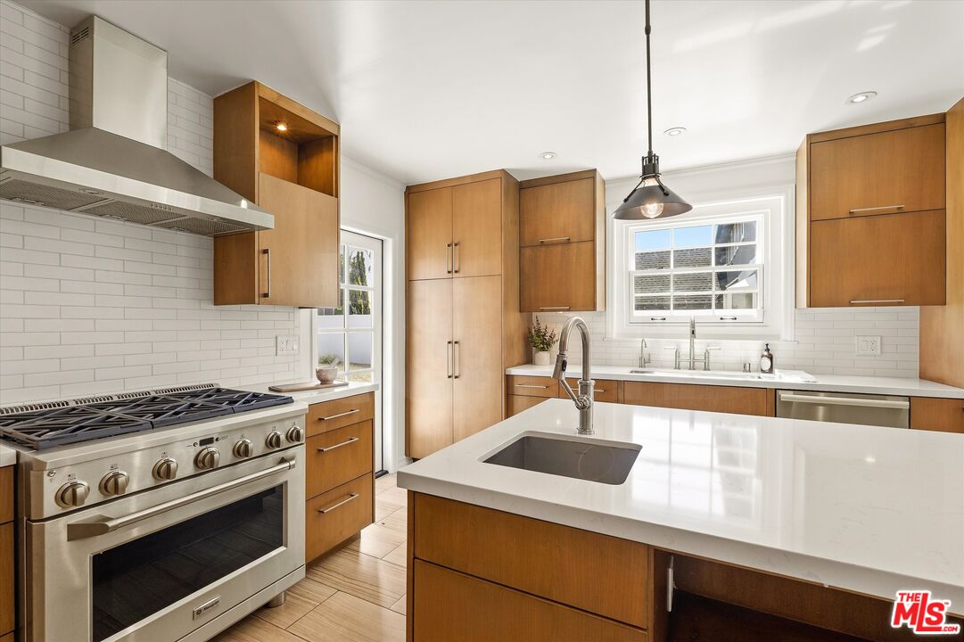 4154 Olympiad Dr