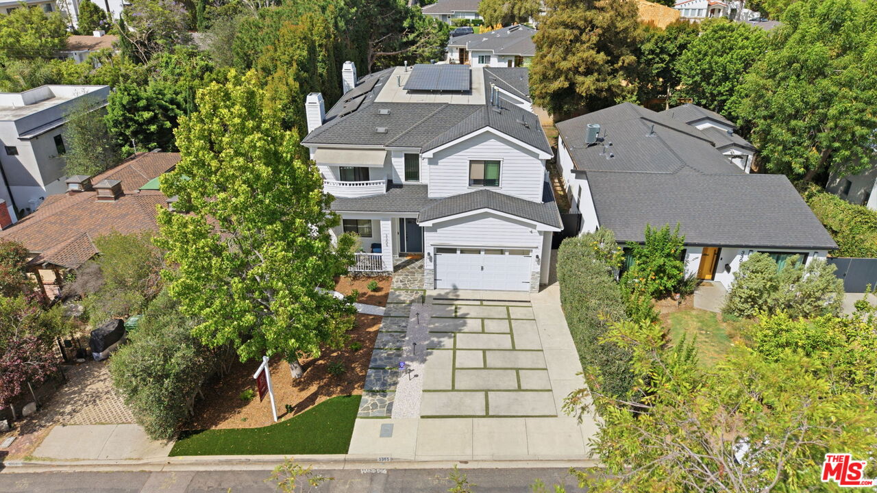 3305 Veteran Ave