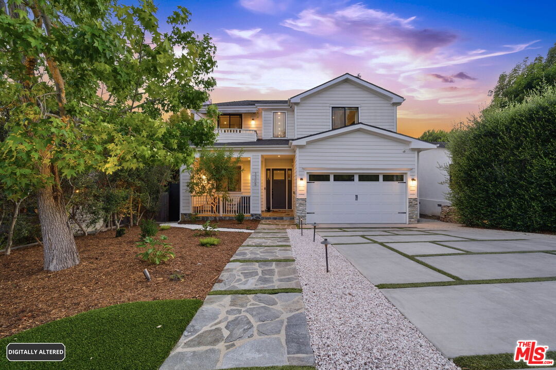 3305 Veteran Ave