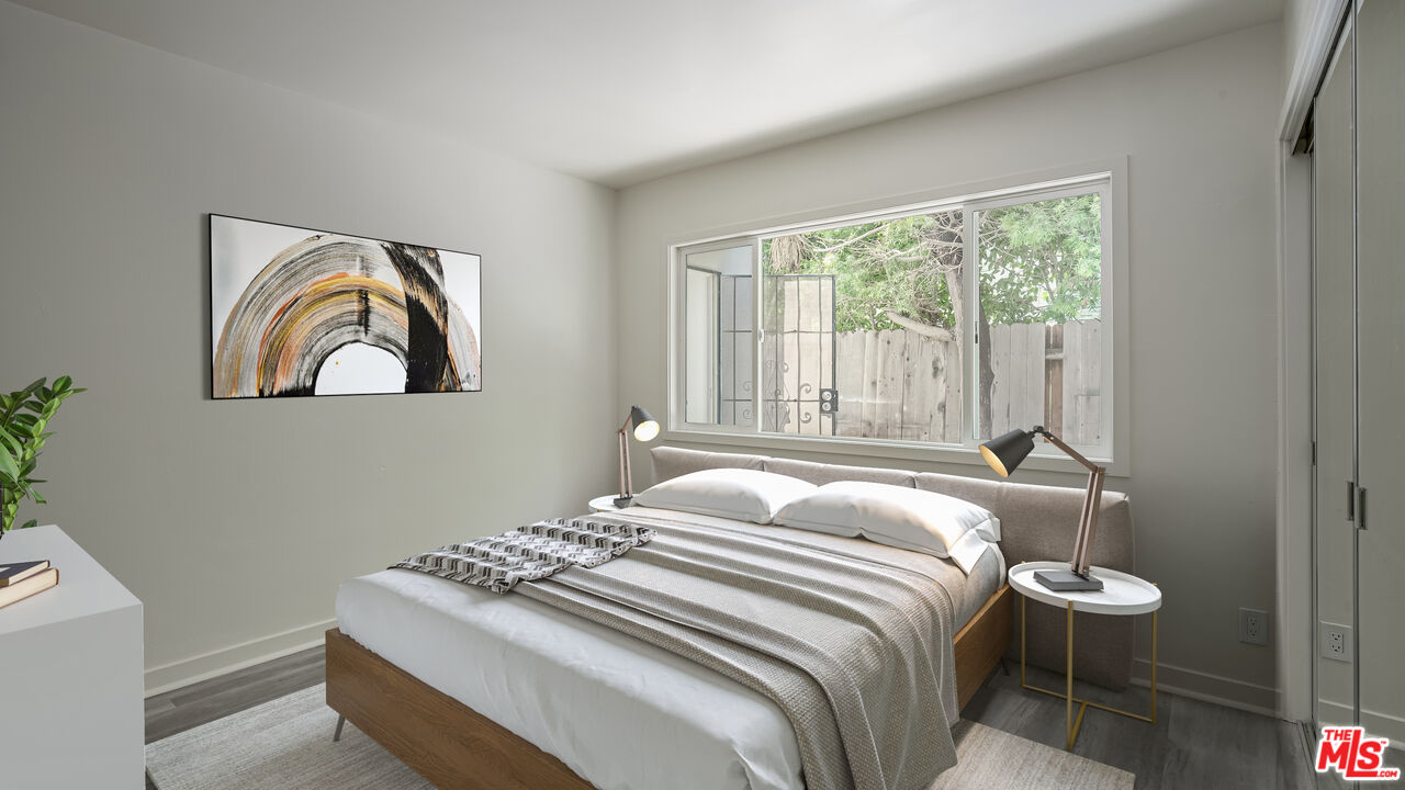 656 Indiana Ave Unit: 2
