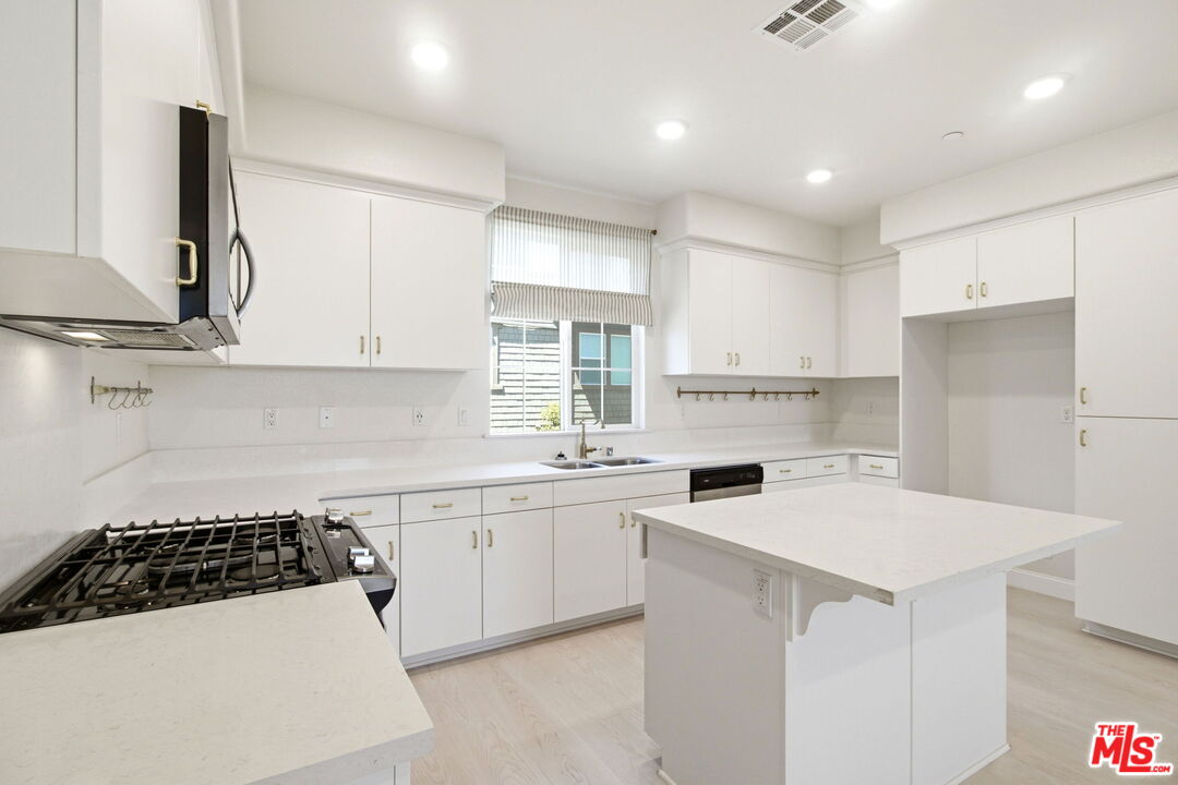 12228 Veranda Dr