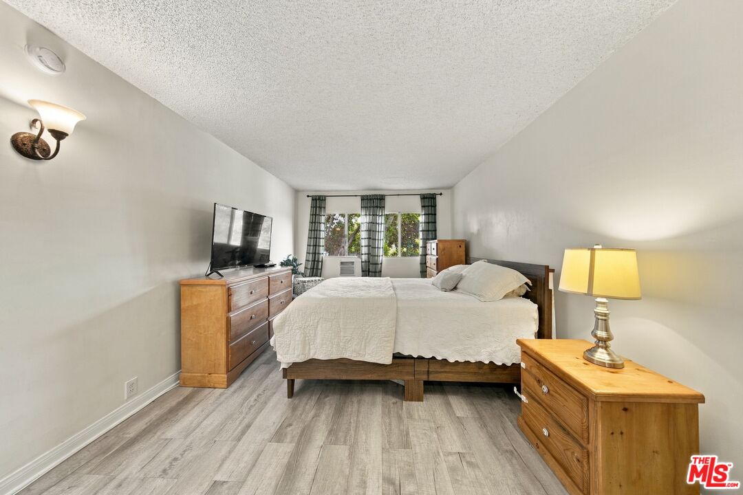 3166 S Sepulveda Blvd Unit: 6