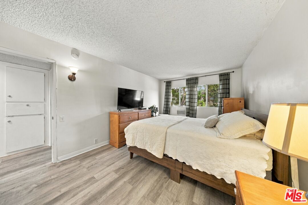 3166 S Sepulveda Blvd Unit: 6