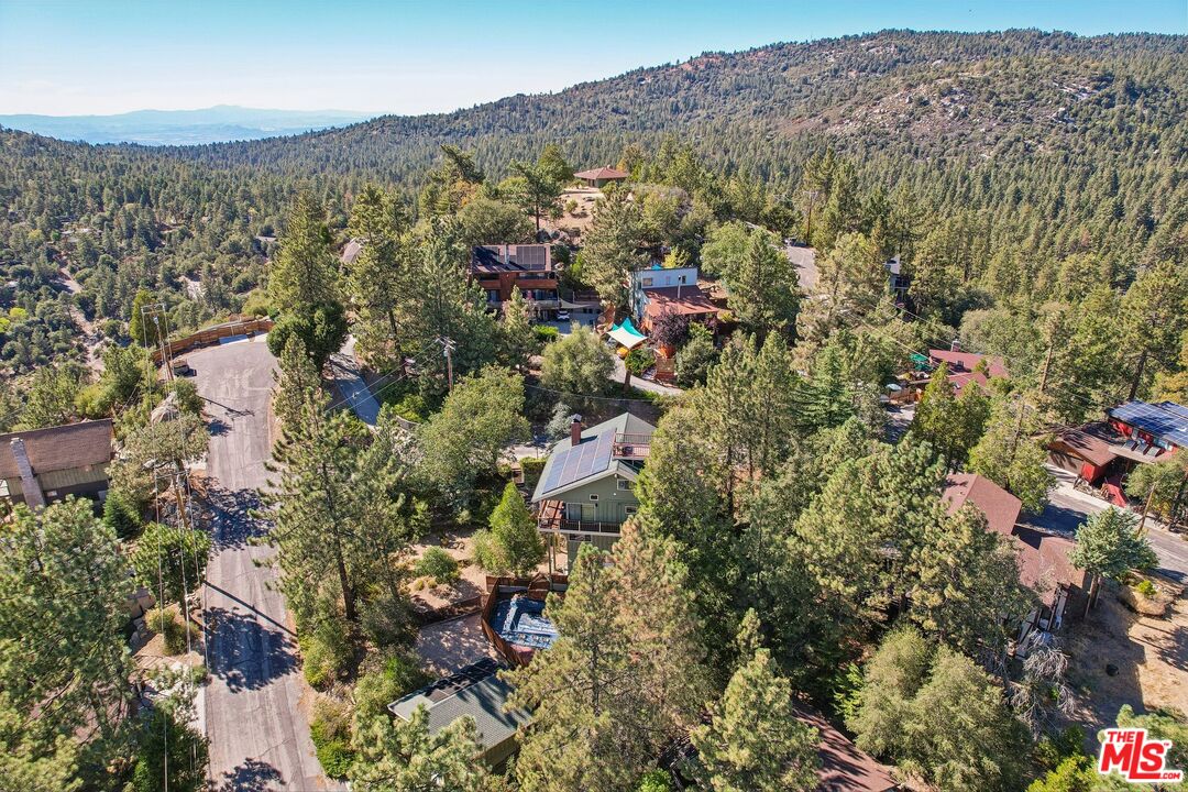 26857 Crestview Dr