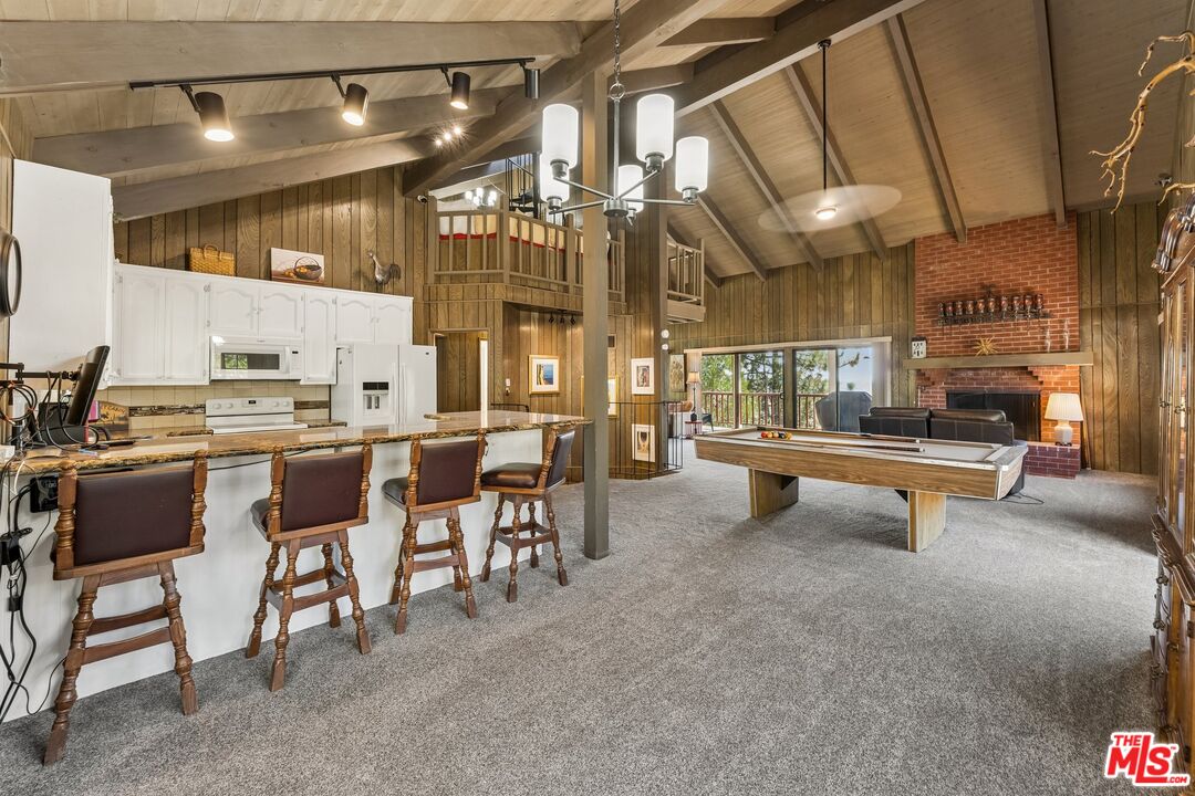 26857 Crestview Dr