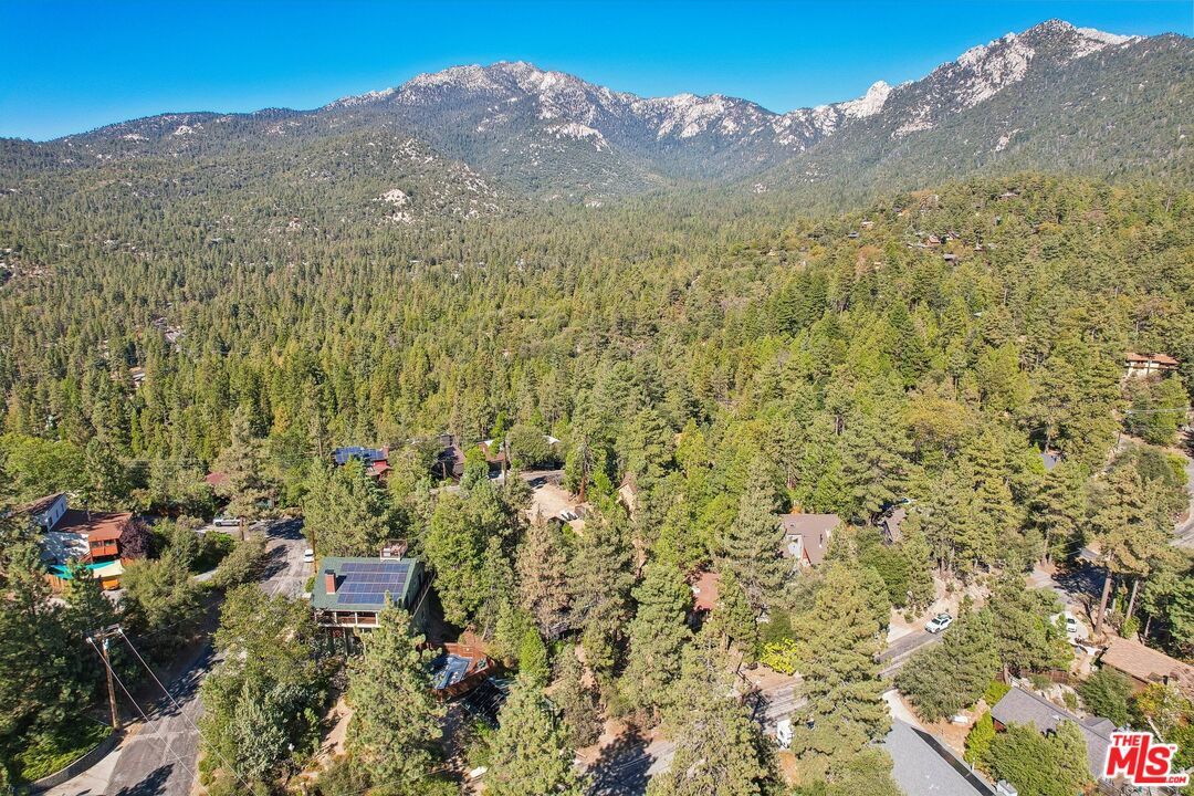 26857 Crestview Dr