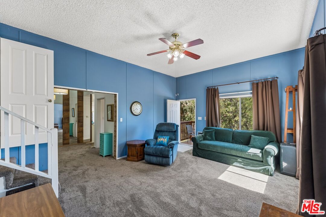 26857 Crestview Dr