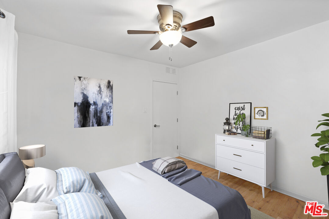 656 Indiana Ave Unit: 3