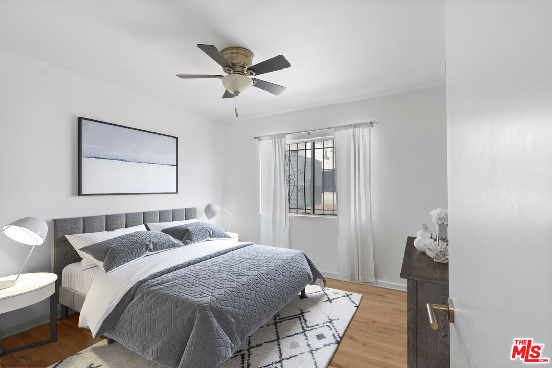 656 Indiana Ave Unit: 3