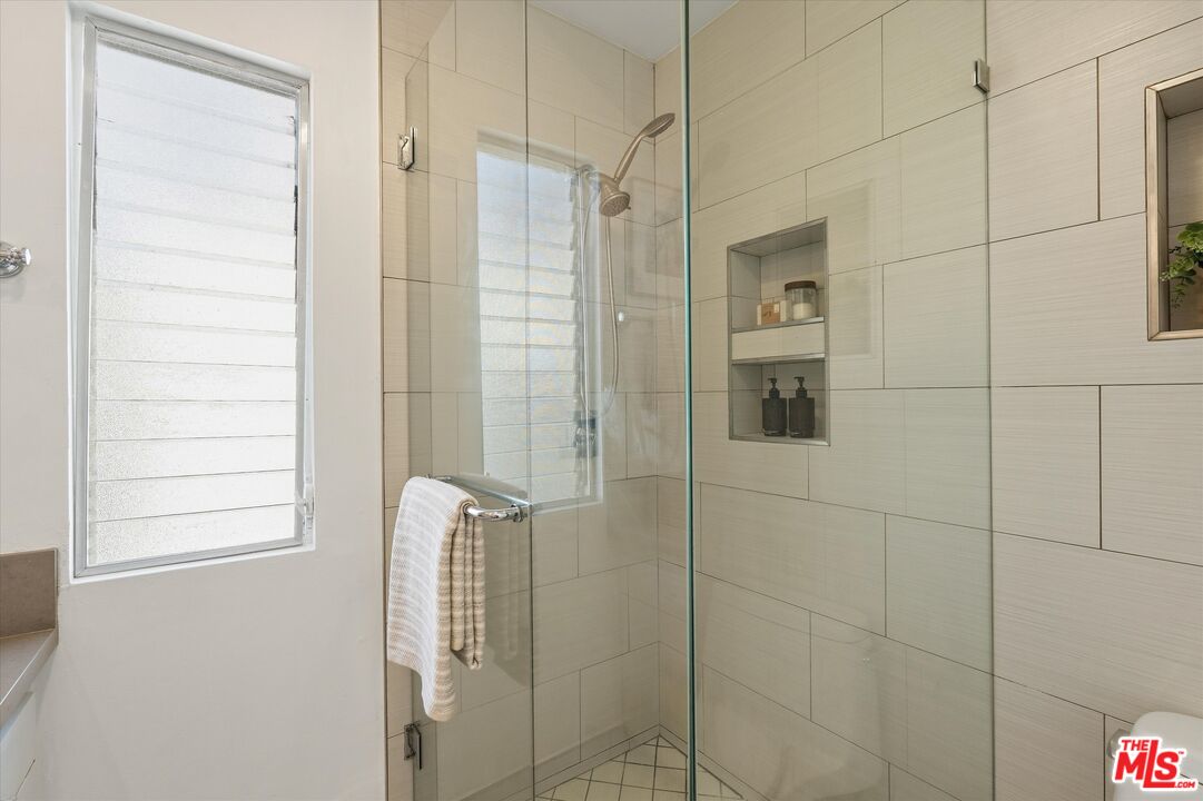 1410 S Bentley Ave Unit: 304