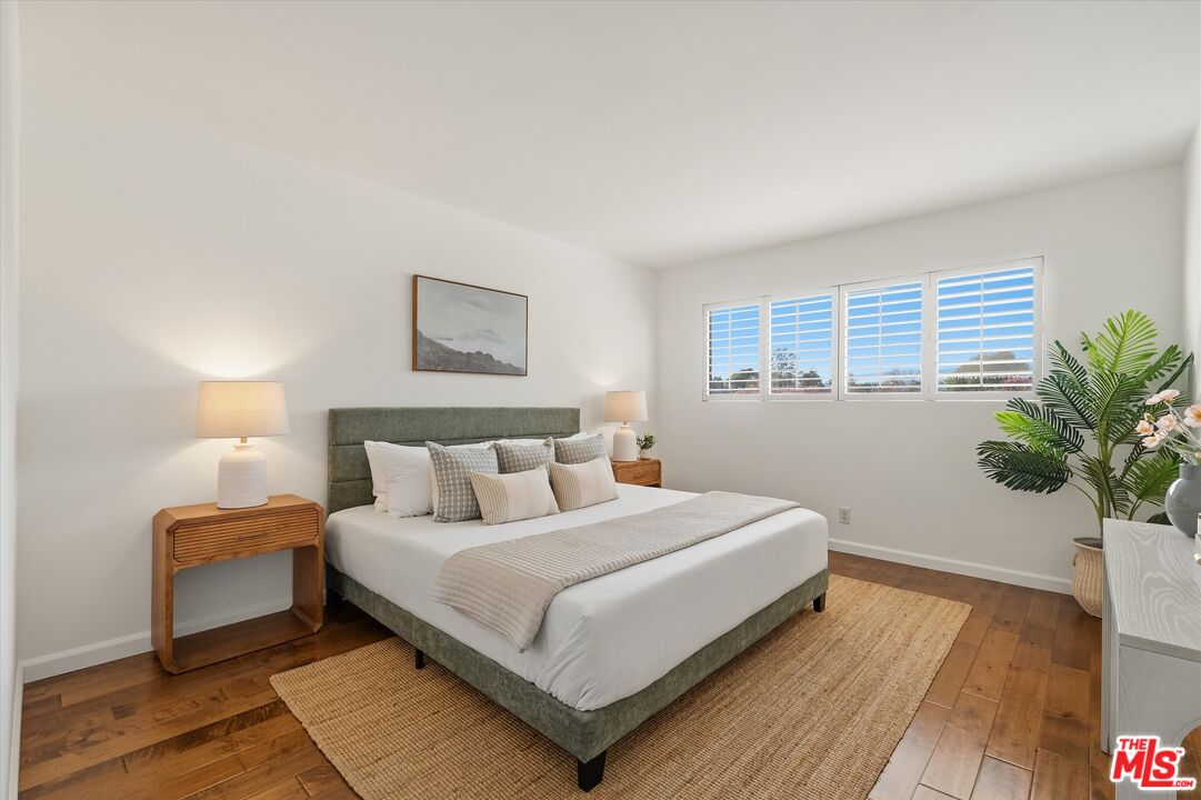 1410 S Bentley Ave Unit: 304