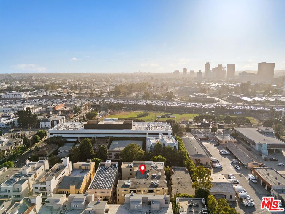 1410 S Bentley Ave Unit: 304