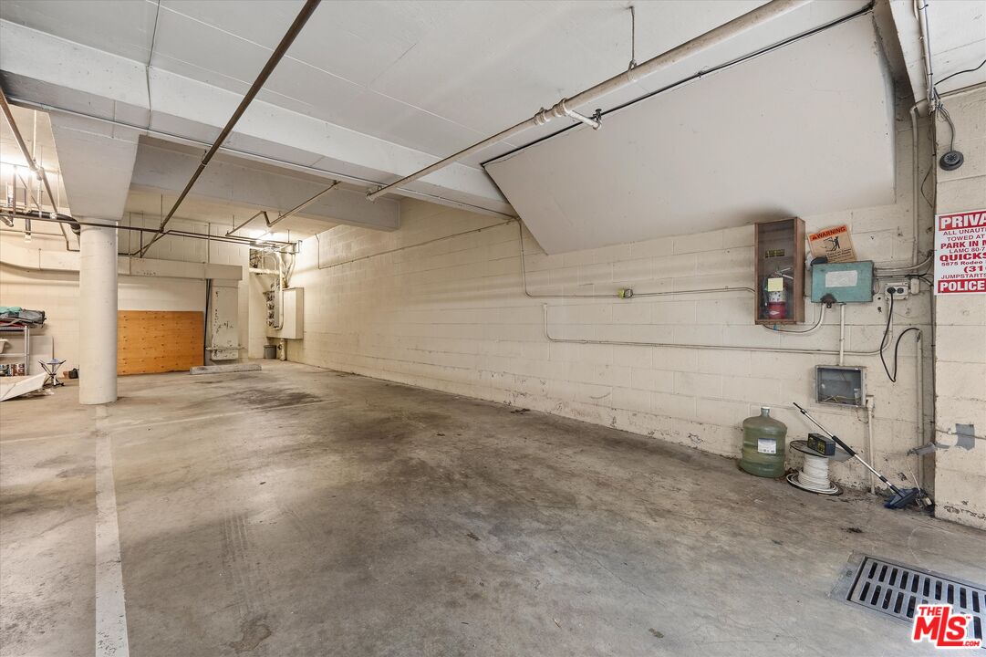1410 S Bentley Ave Unit: 304