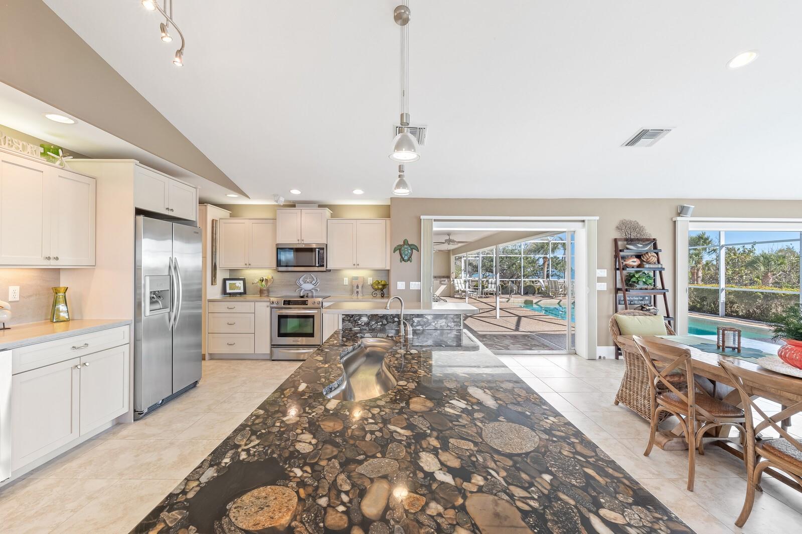 10 CAPE HAZE DR