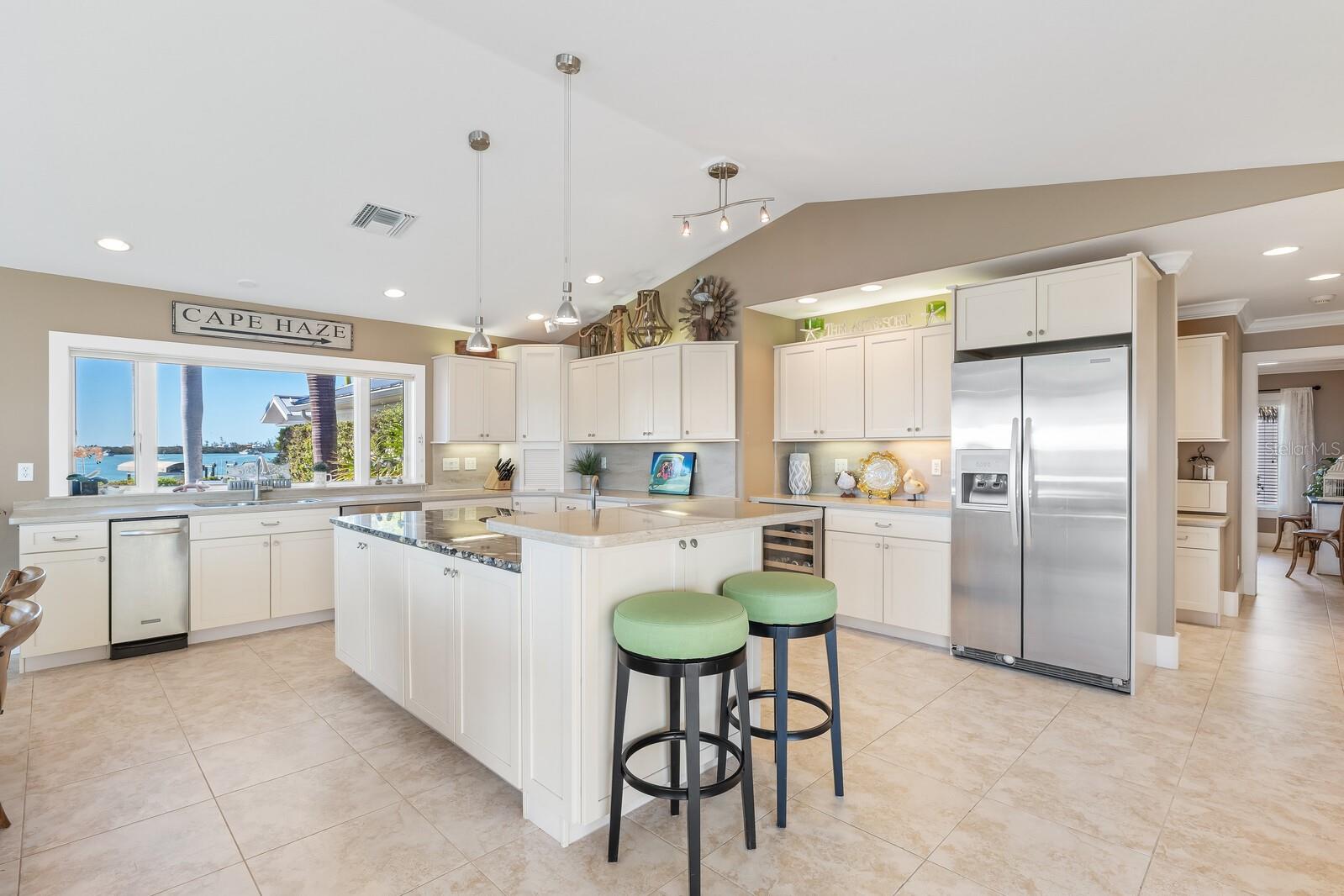 10 CAPE HAZE DR