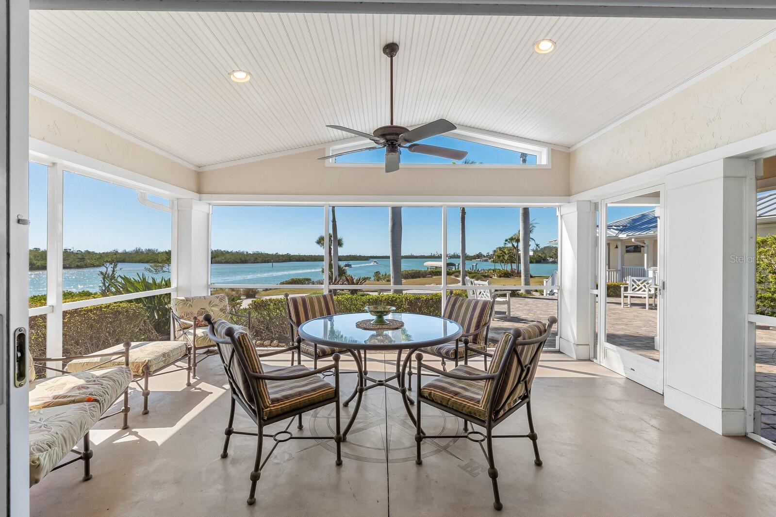 10 CAPE HAZE DR