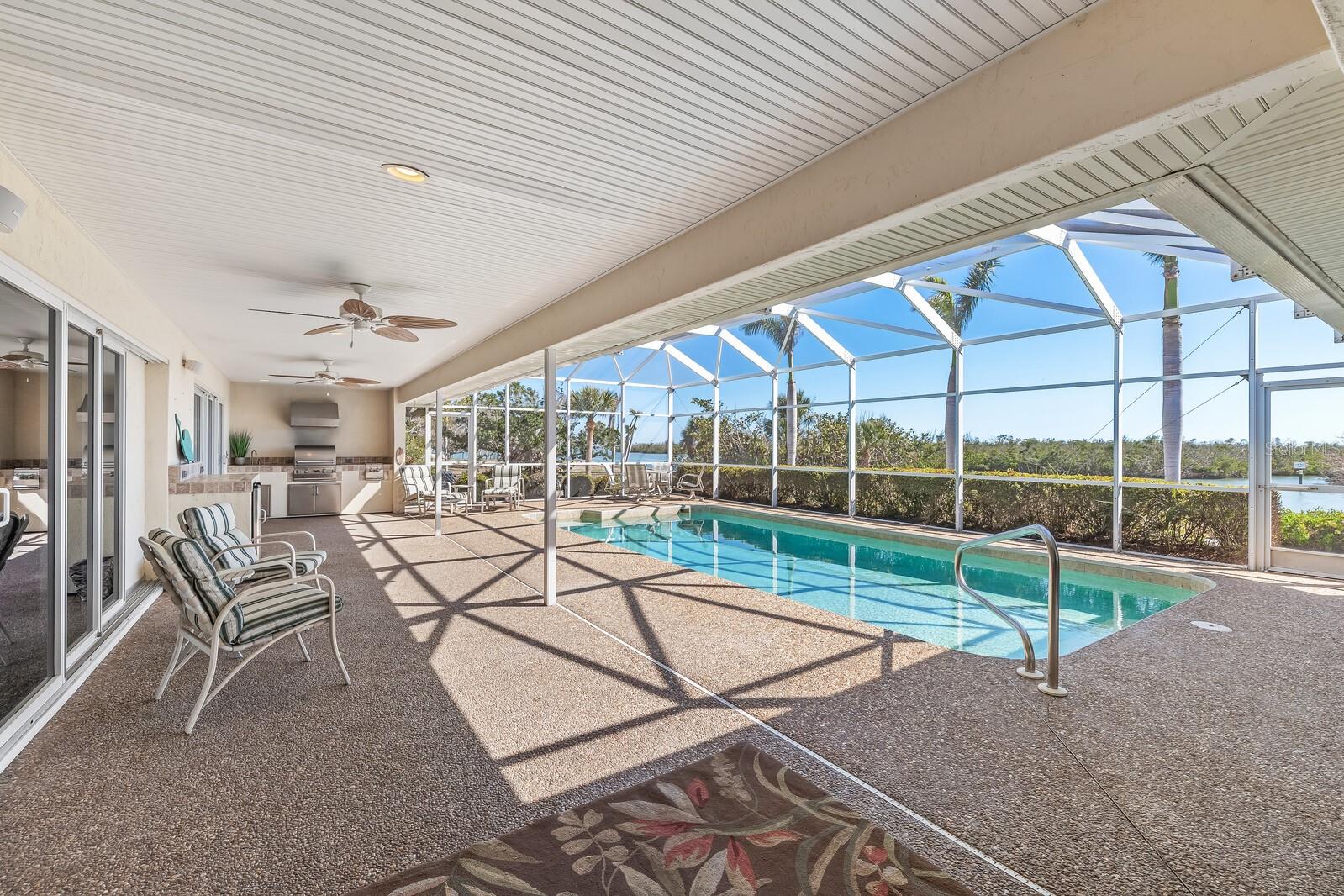 10 CAPE HAZE DR