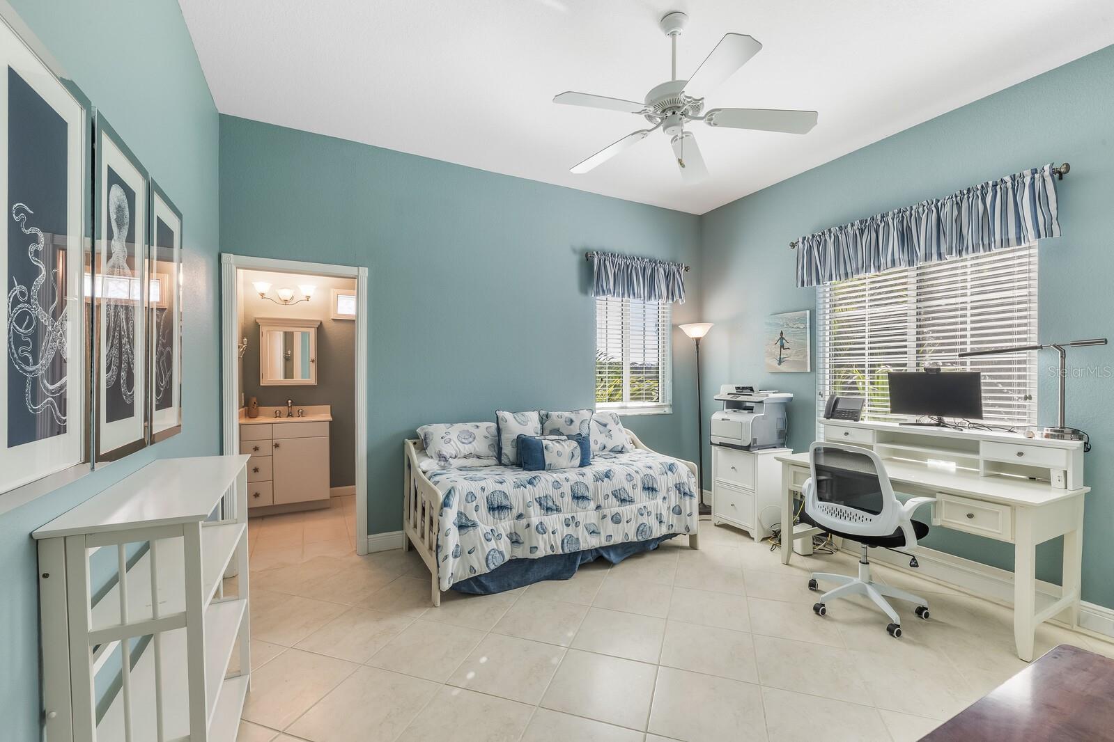 390 CORAL CREEK DR