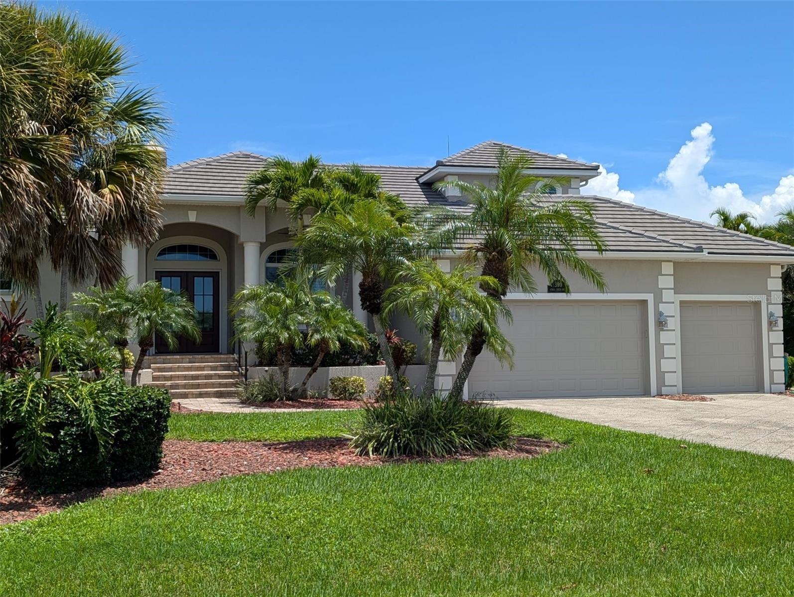 390 CORAL CREEK DR
