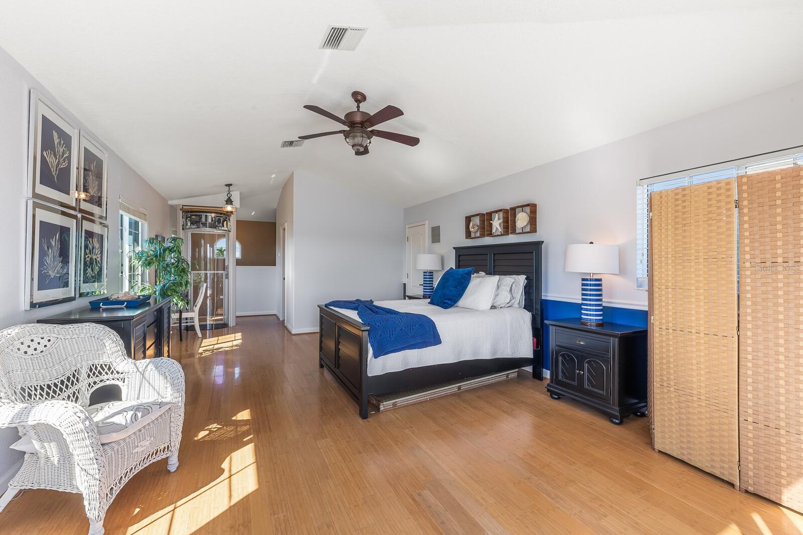 390 CORAL CREEK DR