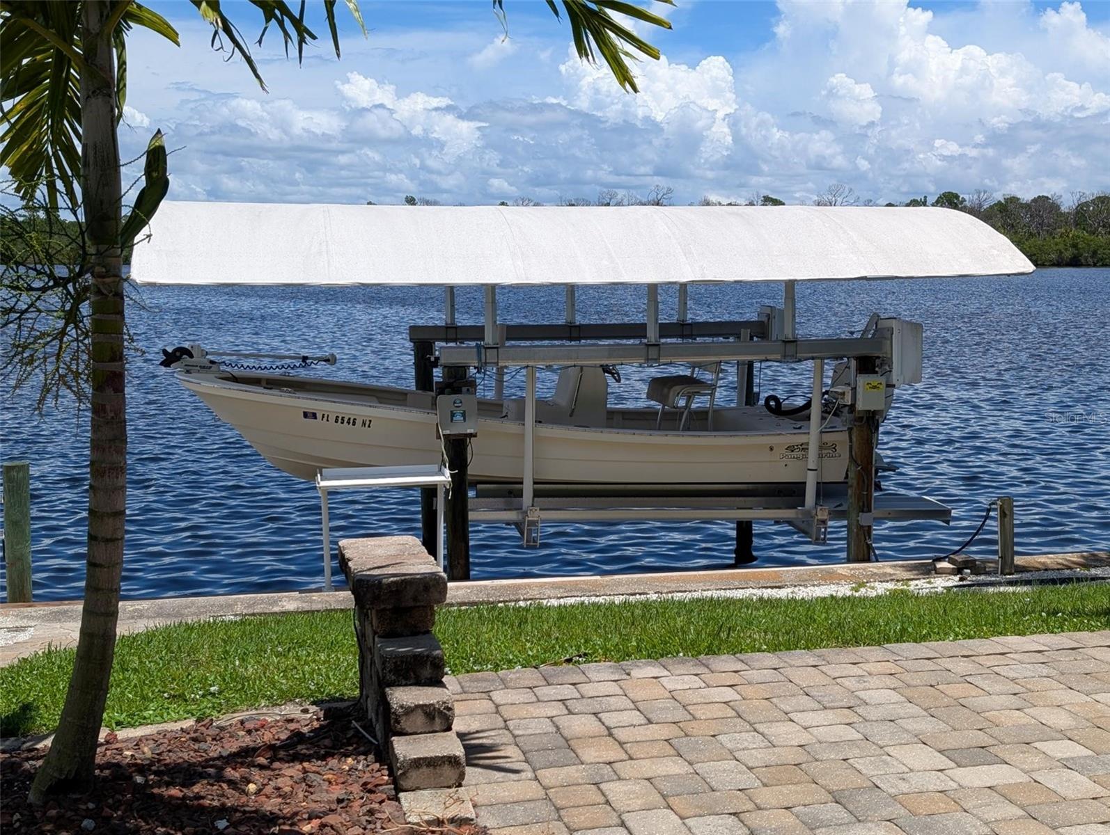 390 CORAL CREEK DR