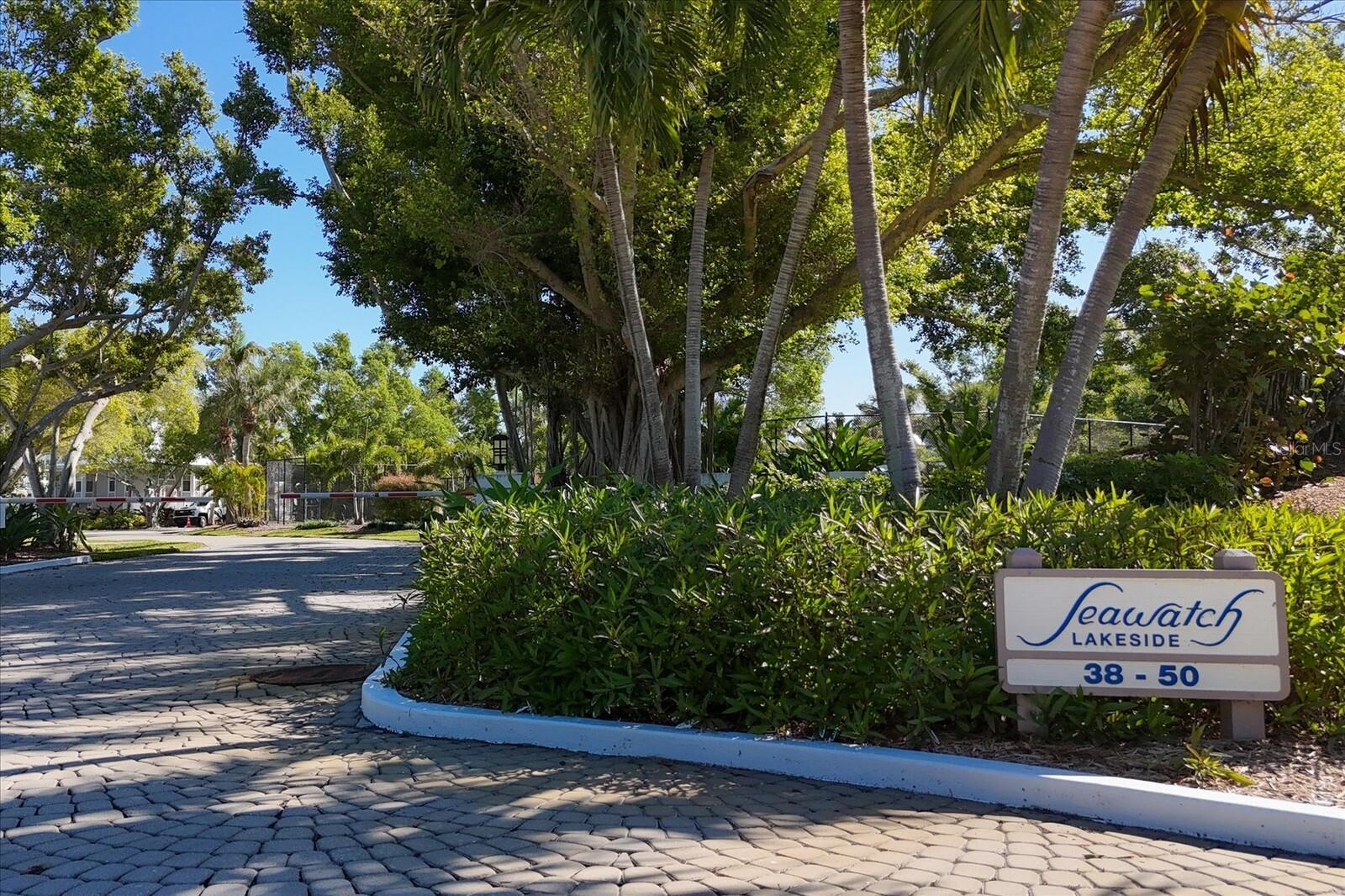 22 SEAWATCH DR