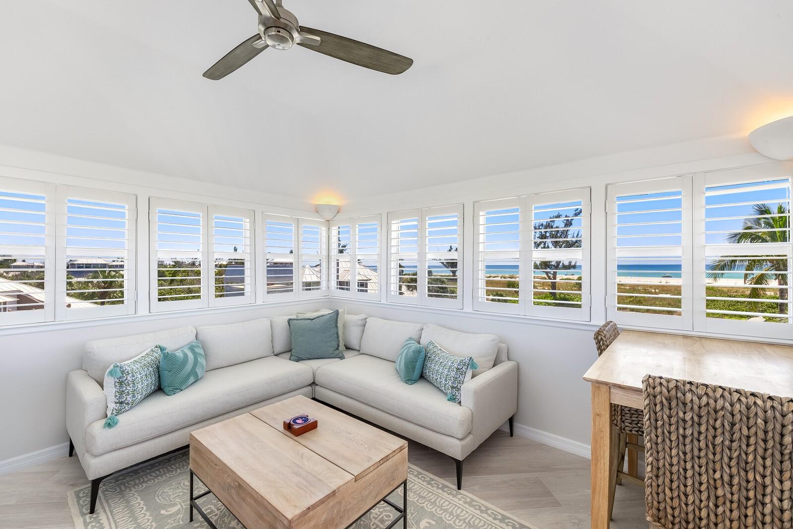 22 SEAWATCH DR