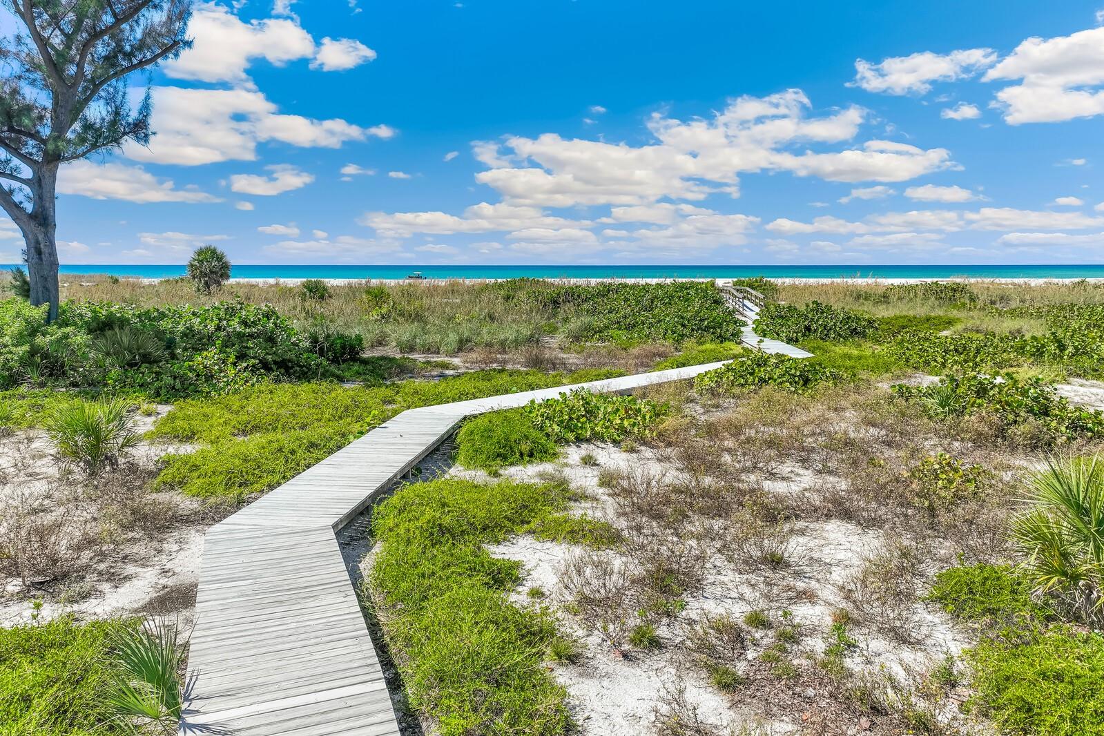 22 SEAWATCH DR