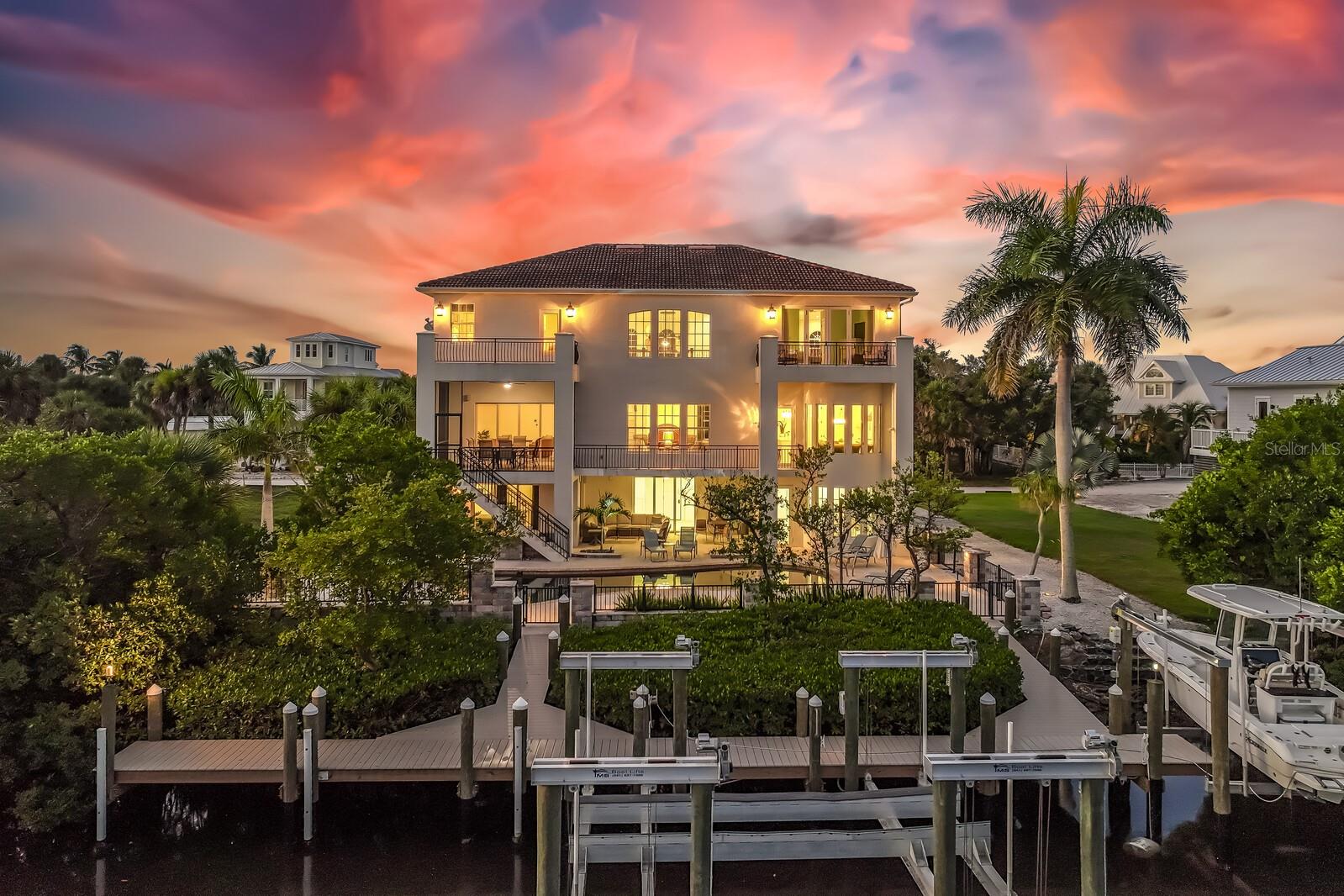36 LEMON BAY LN