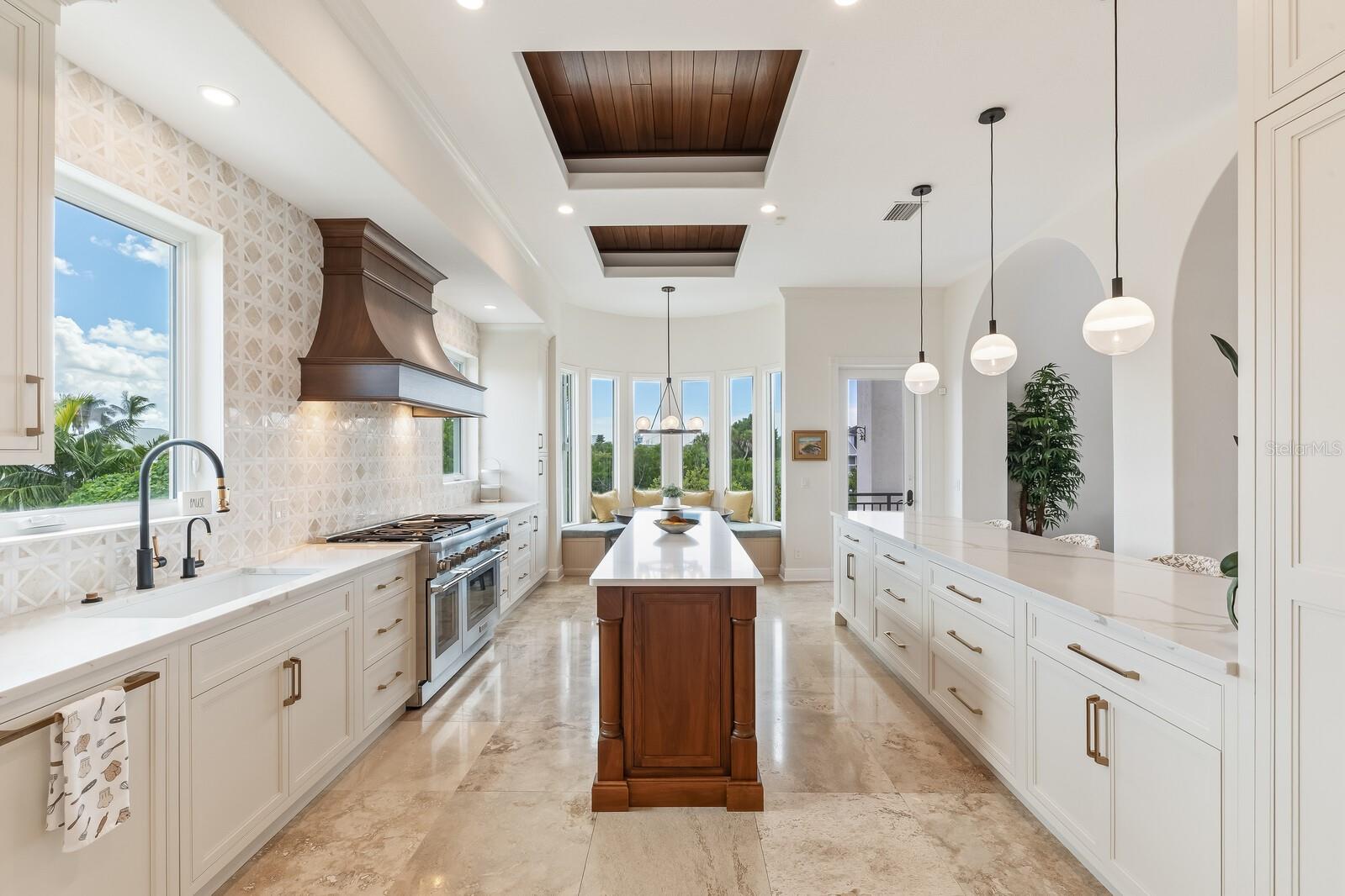 36 LEMON BAY LN