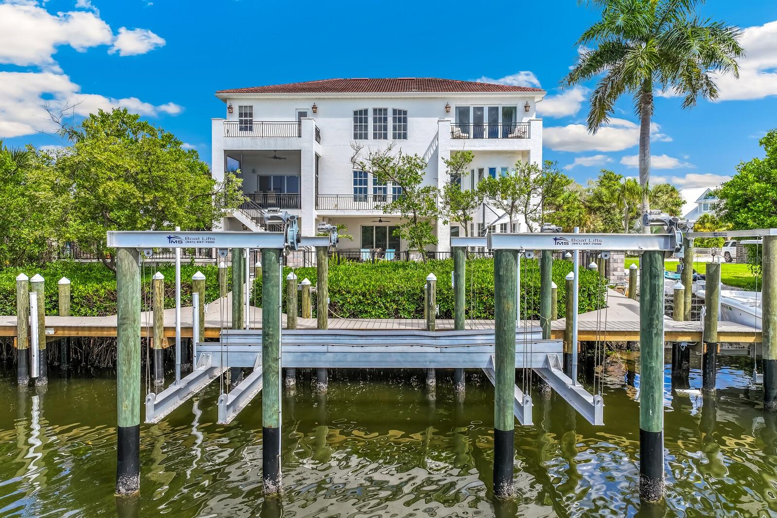 36 LEMON BAY LN