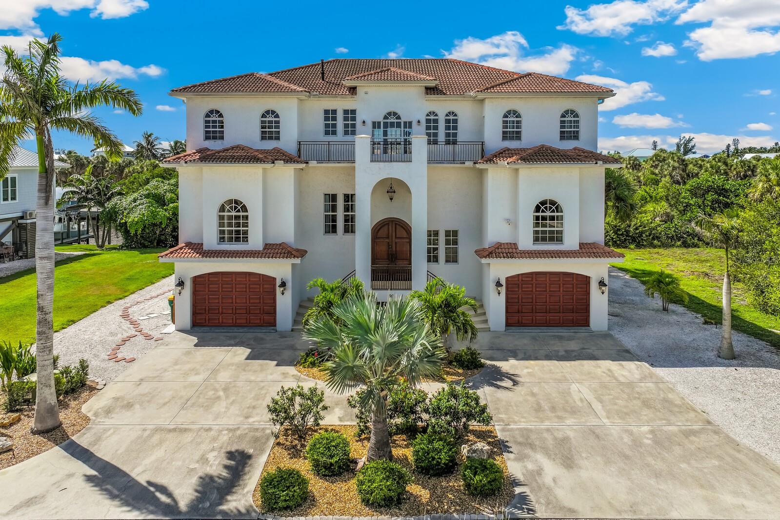 36 LEMON BAY LN