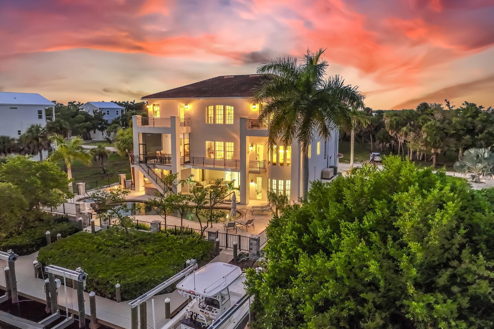 36 LEMON BAY LN