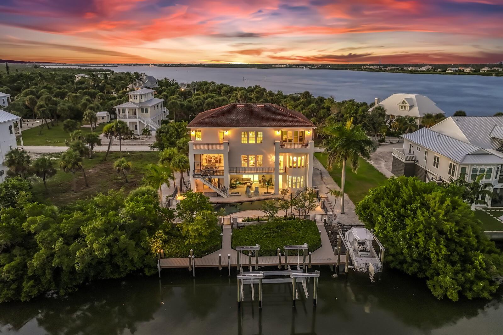 36 LEMON BAY LN