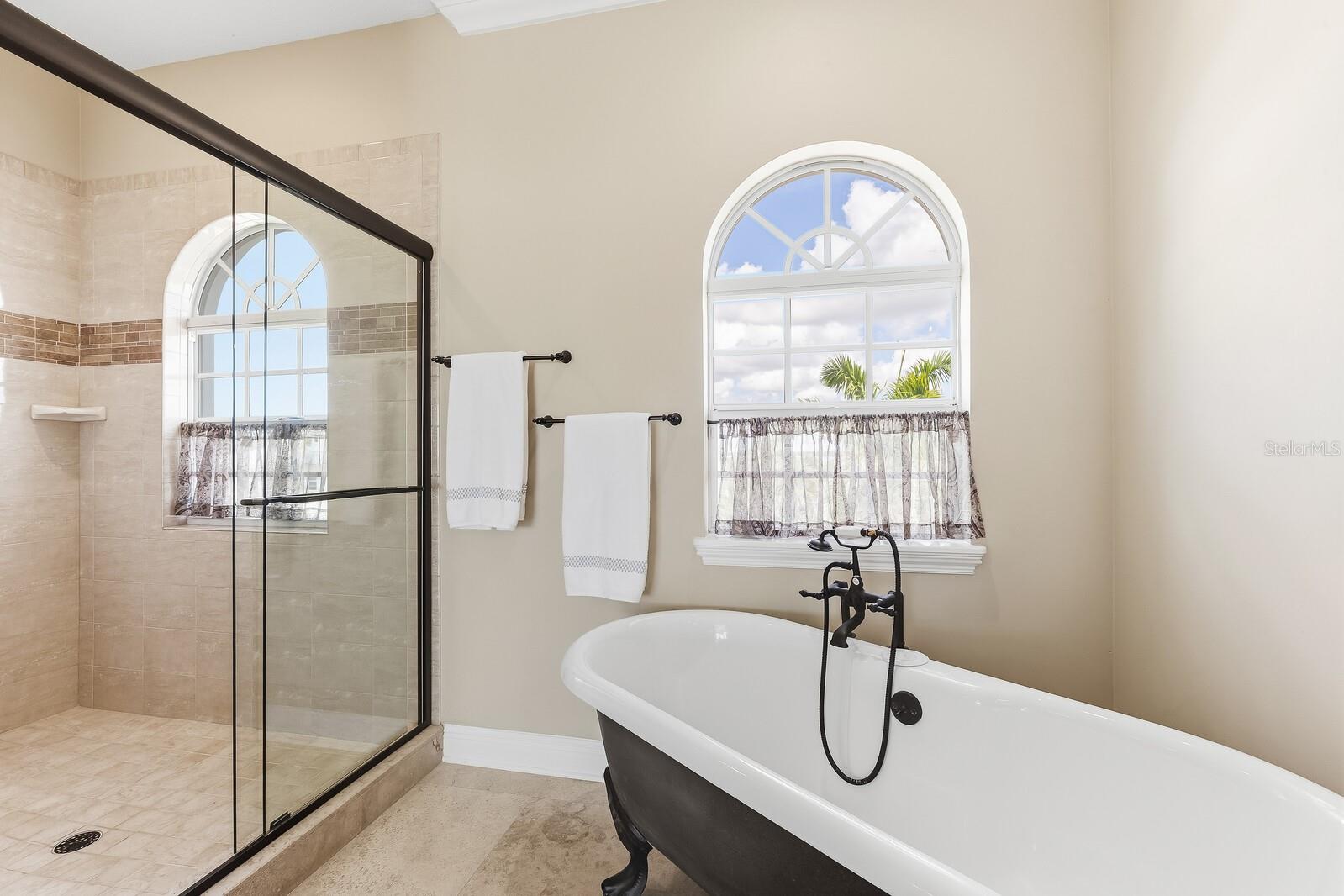 36 LEMON BAY LN