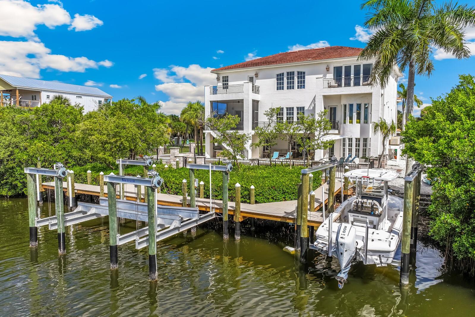 36 LEMON BAY LN