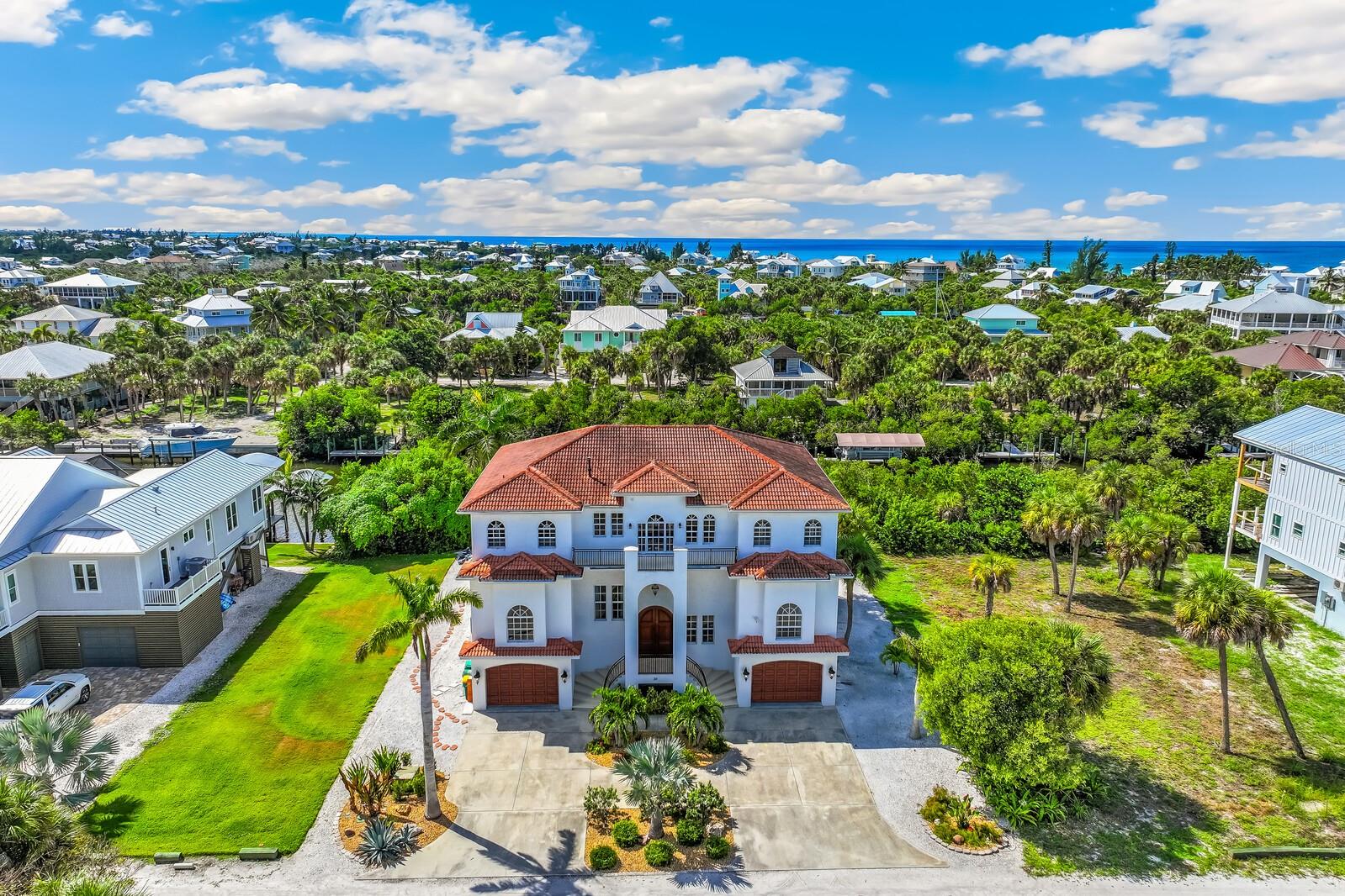 36 LEMON BAY LN