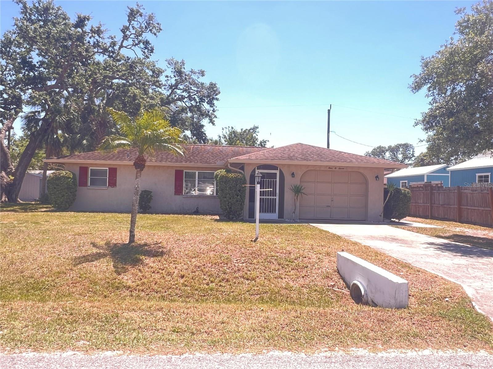 407 BAHAMA RD