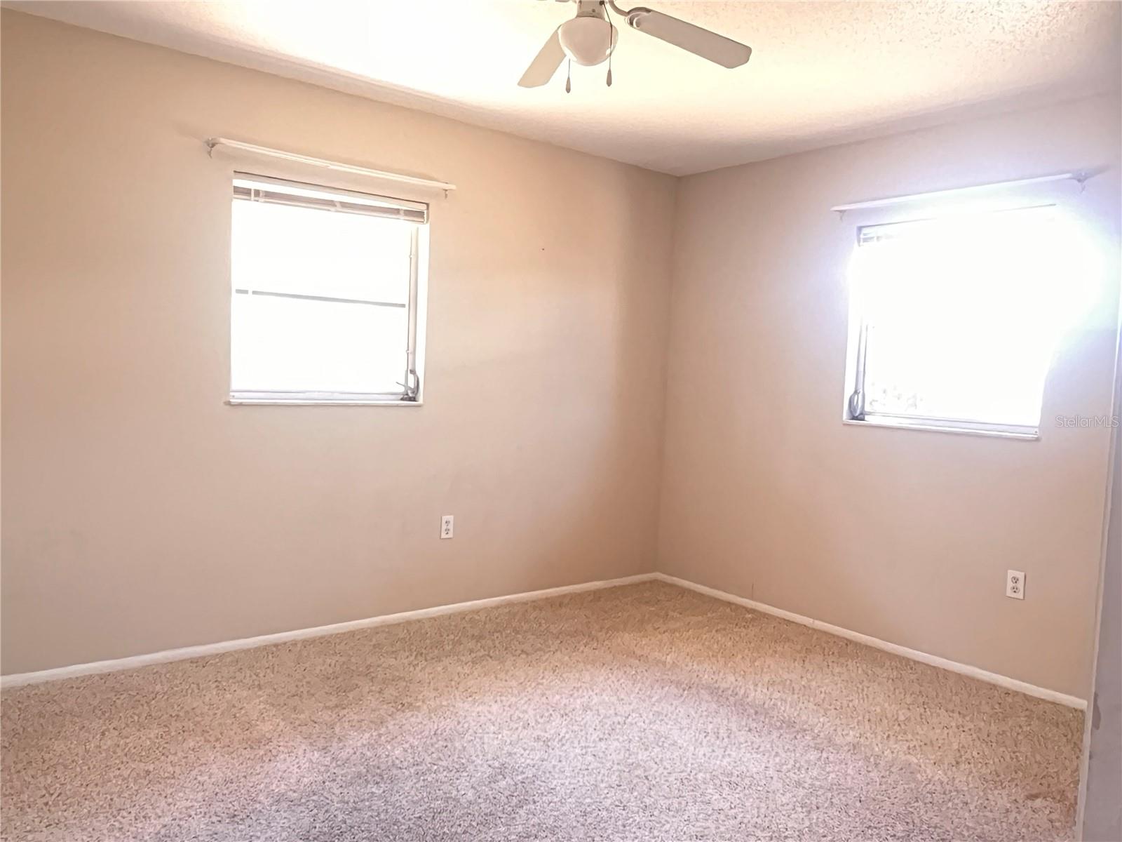 407 BAHAMA RD
