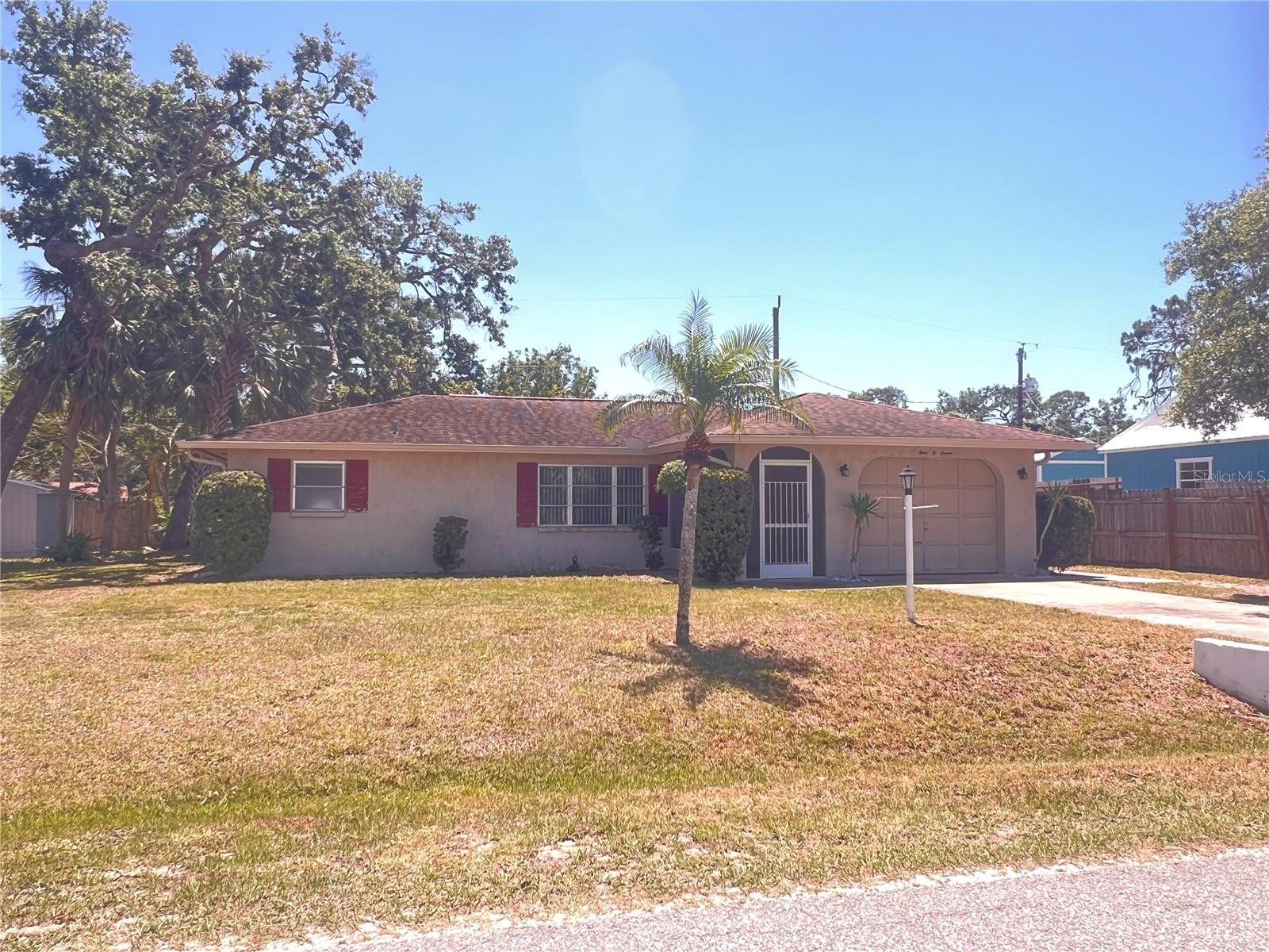 407 BAHAMA RD